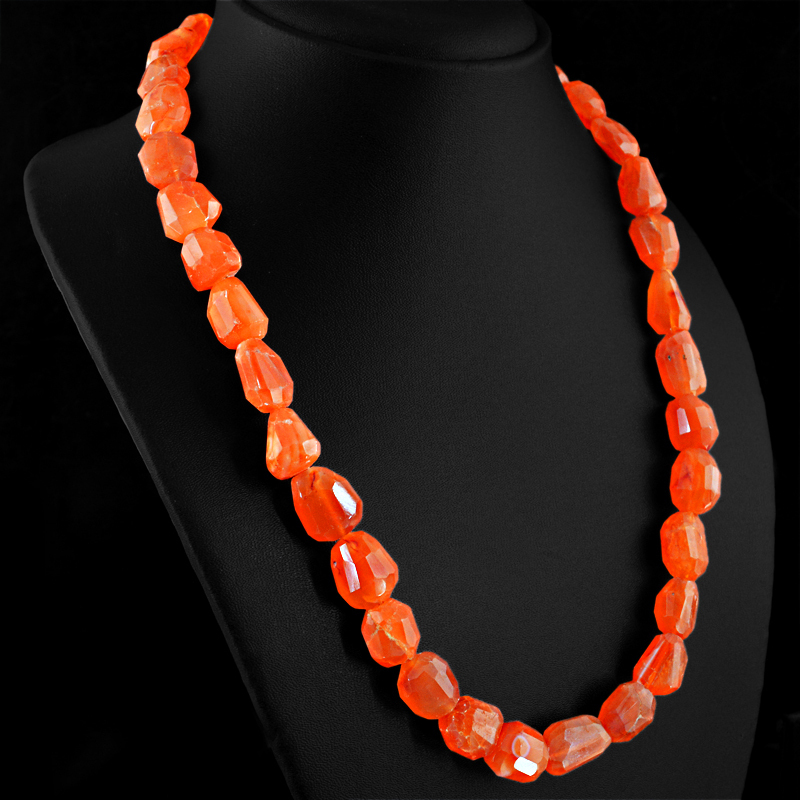 553.50 CTS NATURAL ORANGE CARNELIAN FACETED BEADS SINGLE STRAND NECKLACE (DG)