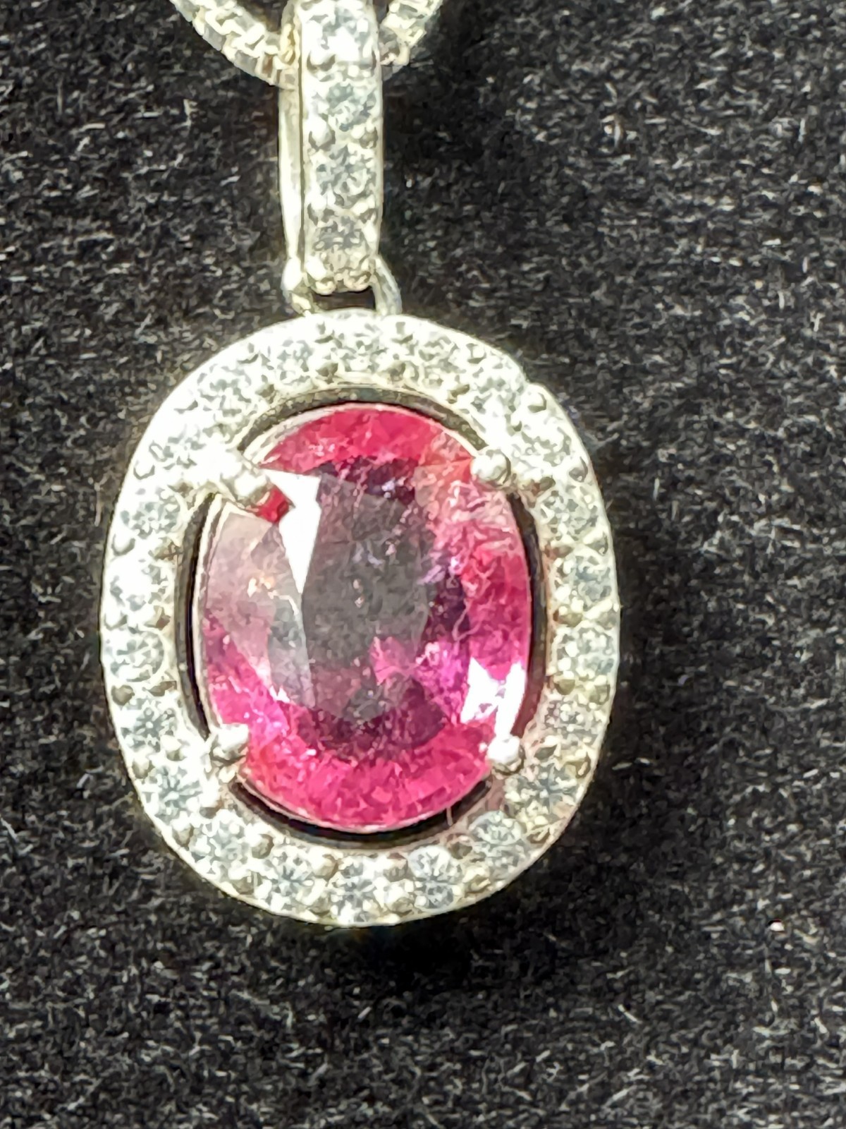 Rich Purple Pink RUBELLITE PENDANT NECKLACE. 0.925 Silver, 1.67 Carat Oval. SI