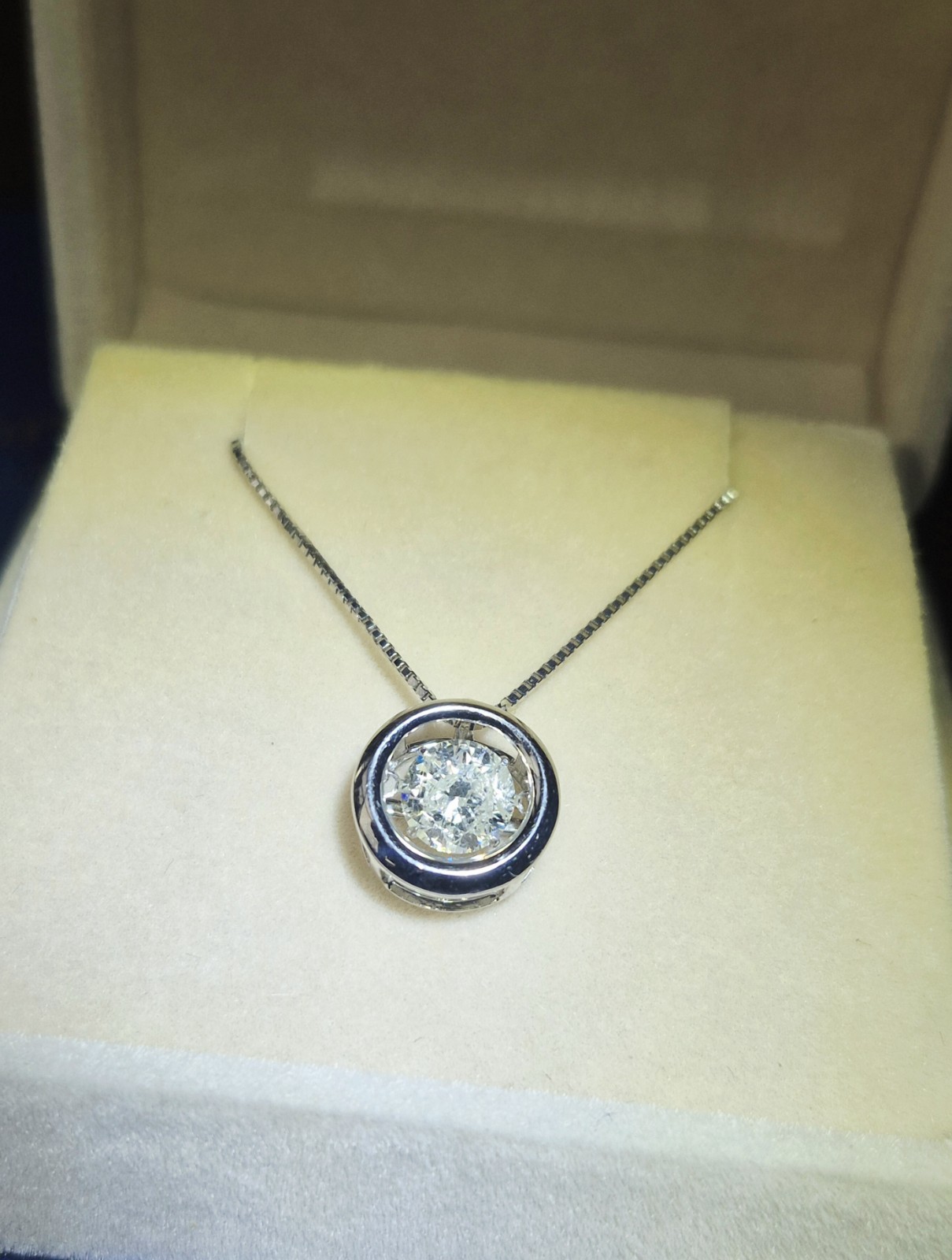 AMAZING HUGE PLATINUM COLORLESS EARTH MINED 1.19ct DIAMOND MOTION NECKLACE $9600