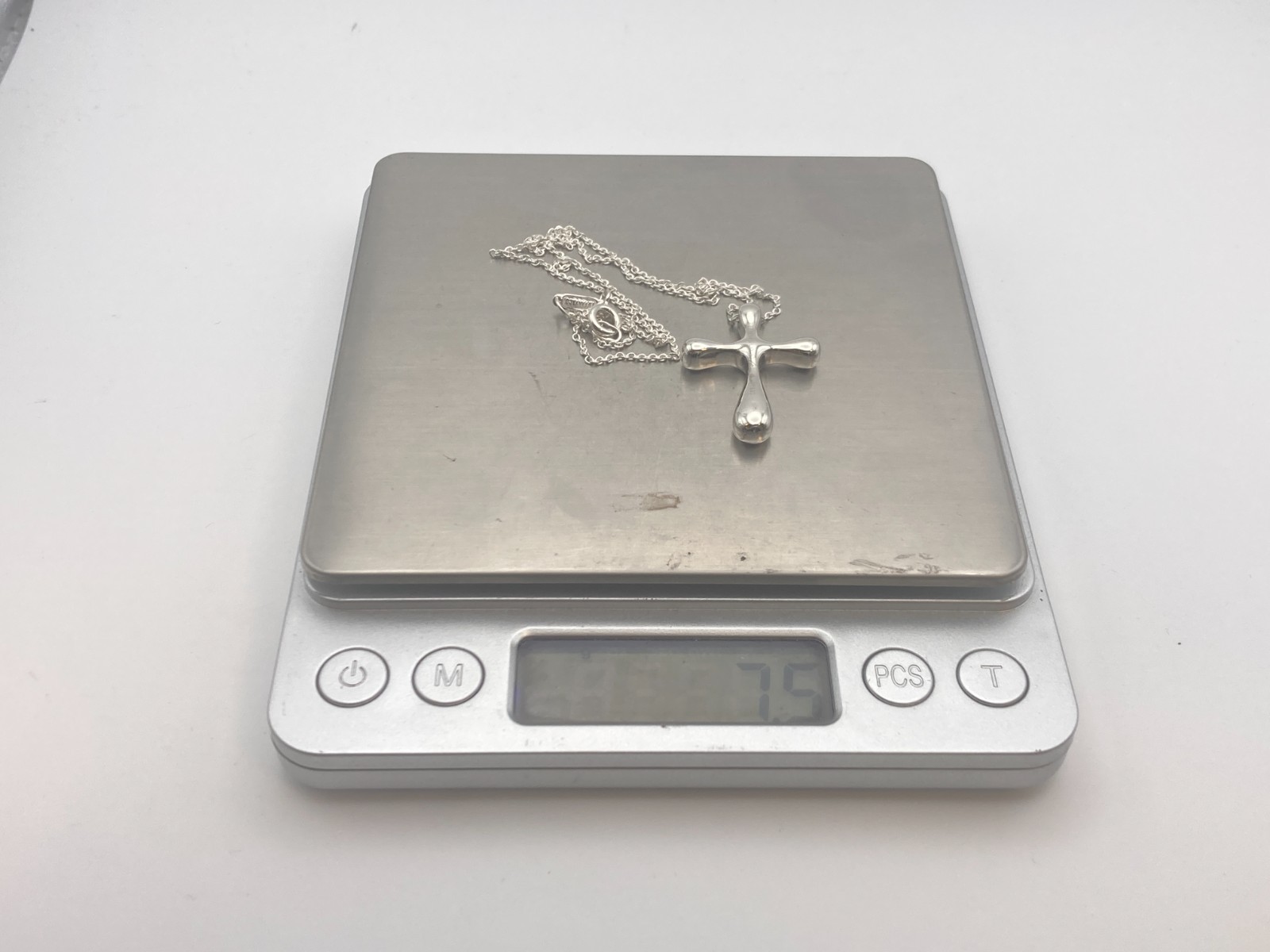Tiffany & Co. 29mm Small Cross Pendant Necklace 16″ Silver 7.5g