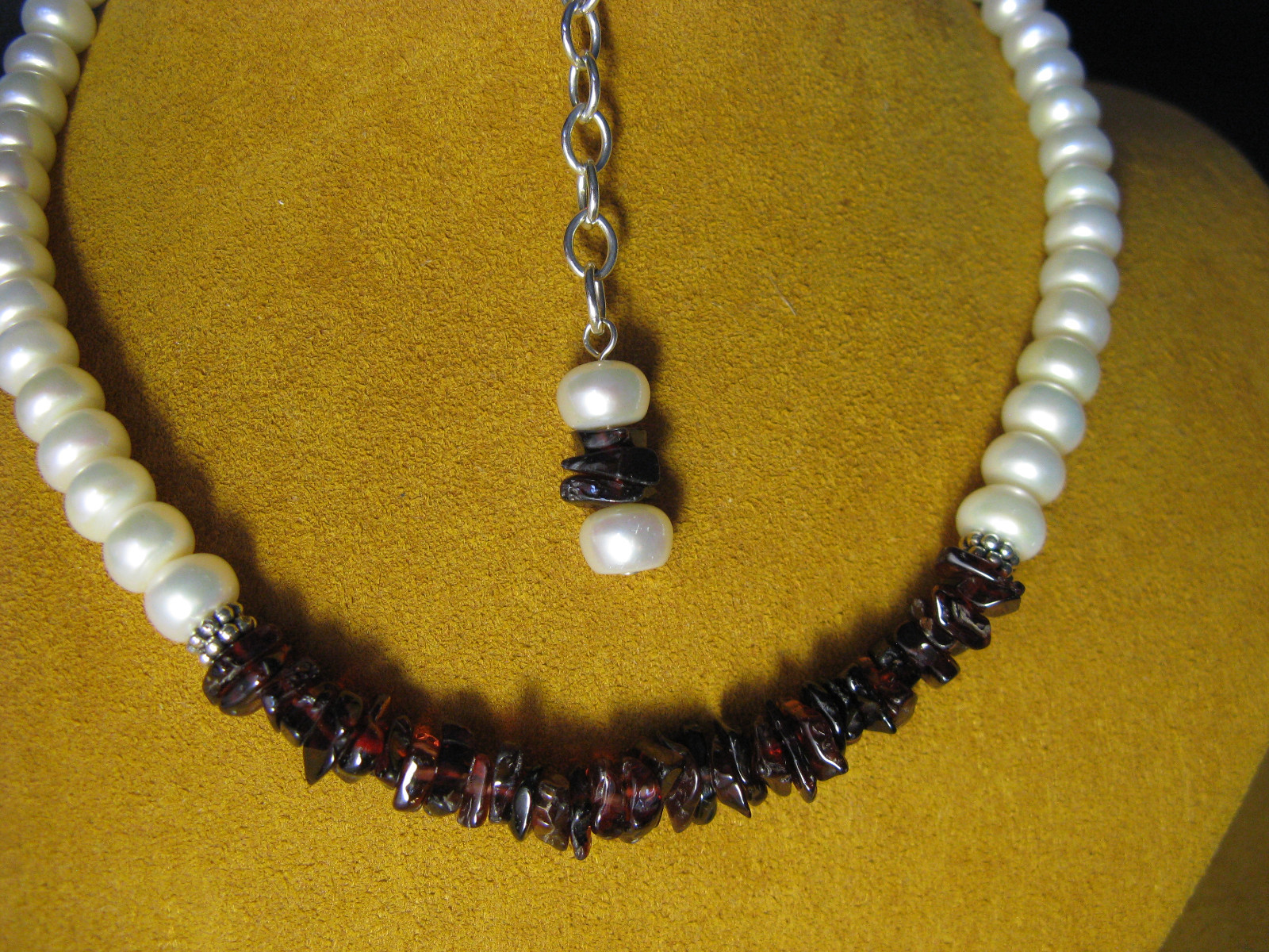 PEARL NECKLACE GARNET STRAND STRING WHITE SILVER LUSTER HONORA Gift Mother’s Day