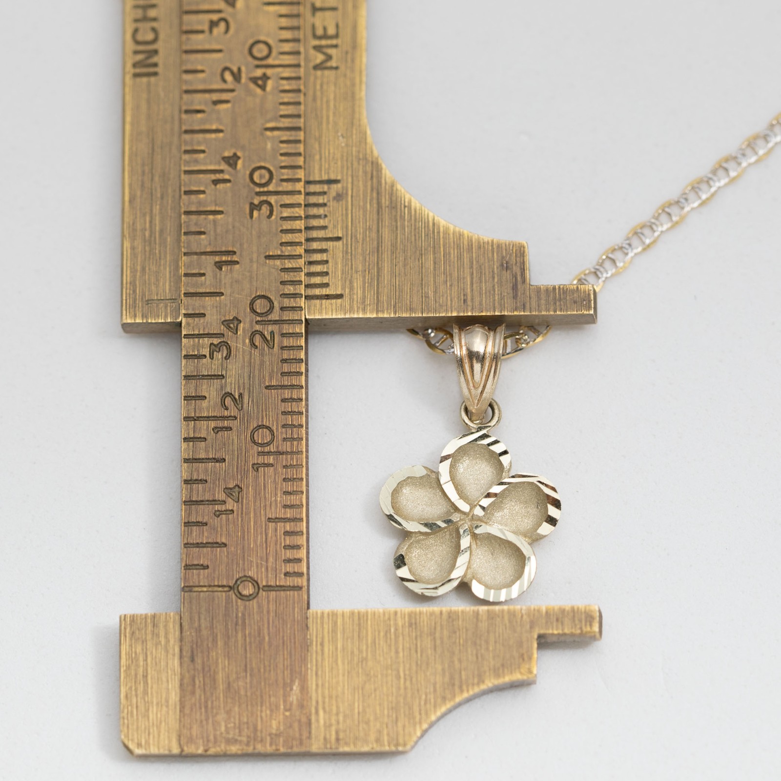 Pendant Necklace 10K SOLID GOLD Diamond-Cut Flower Yellow White Gold All Sizes