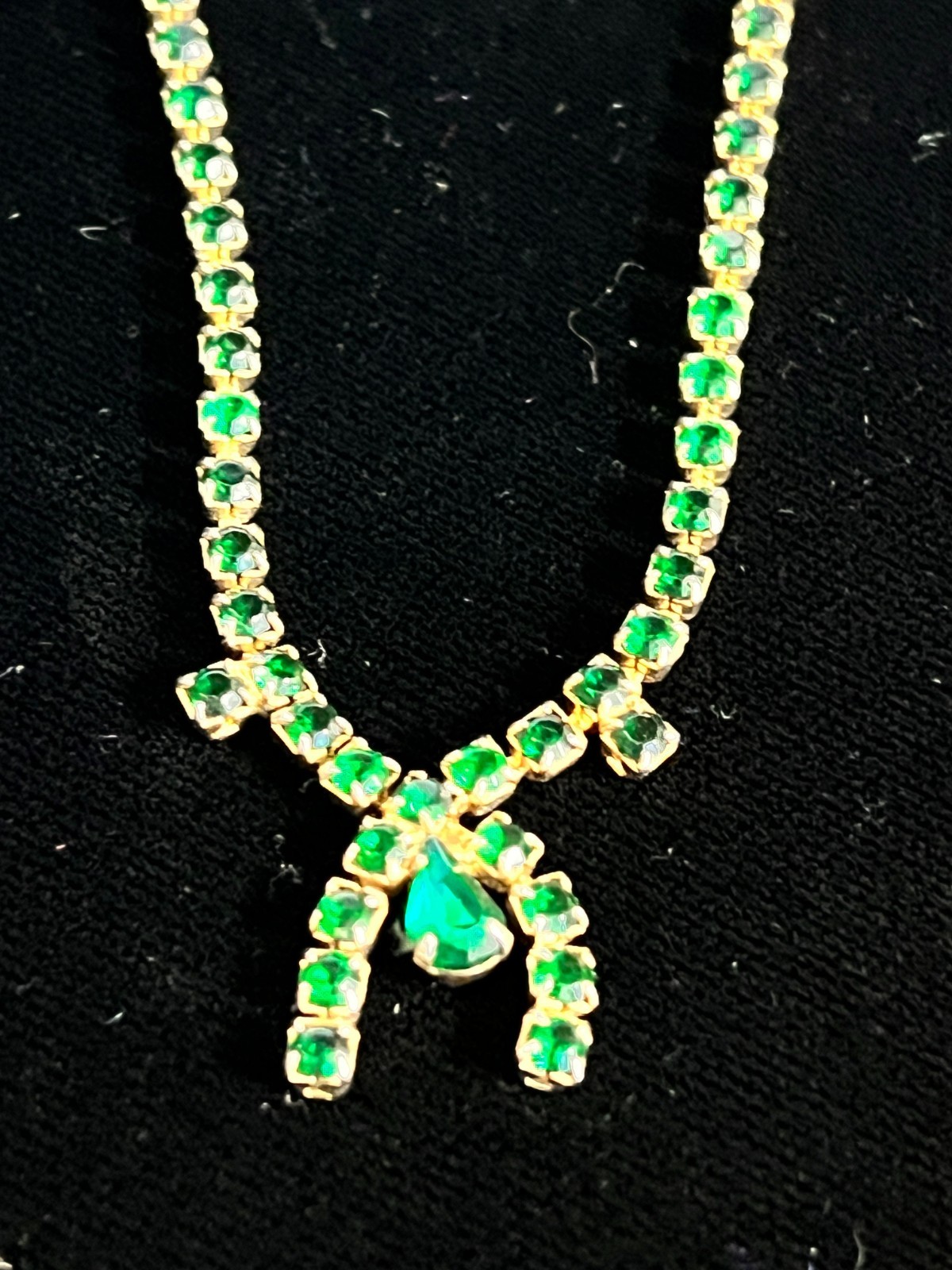 necklace – unknown