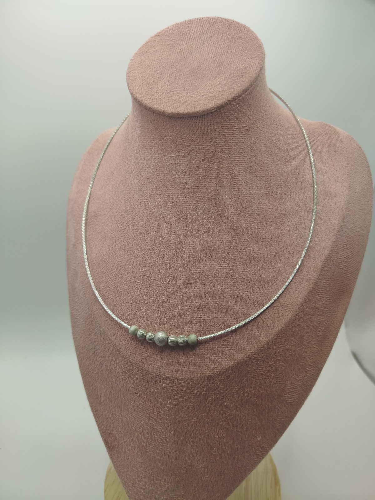 Beautiful 925 Sterling Silver Collar Necklace 7 Silver Balls Made In India 44cm