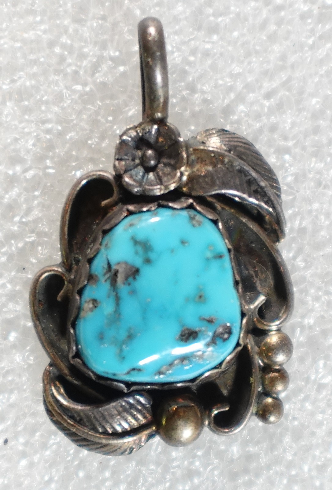 Vintage Sterling Silver Blue Turquoise Gemstone Leaf Motif Pendant Charm