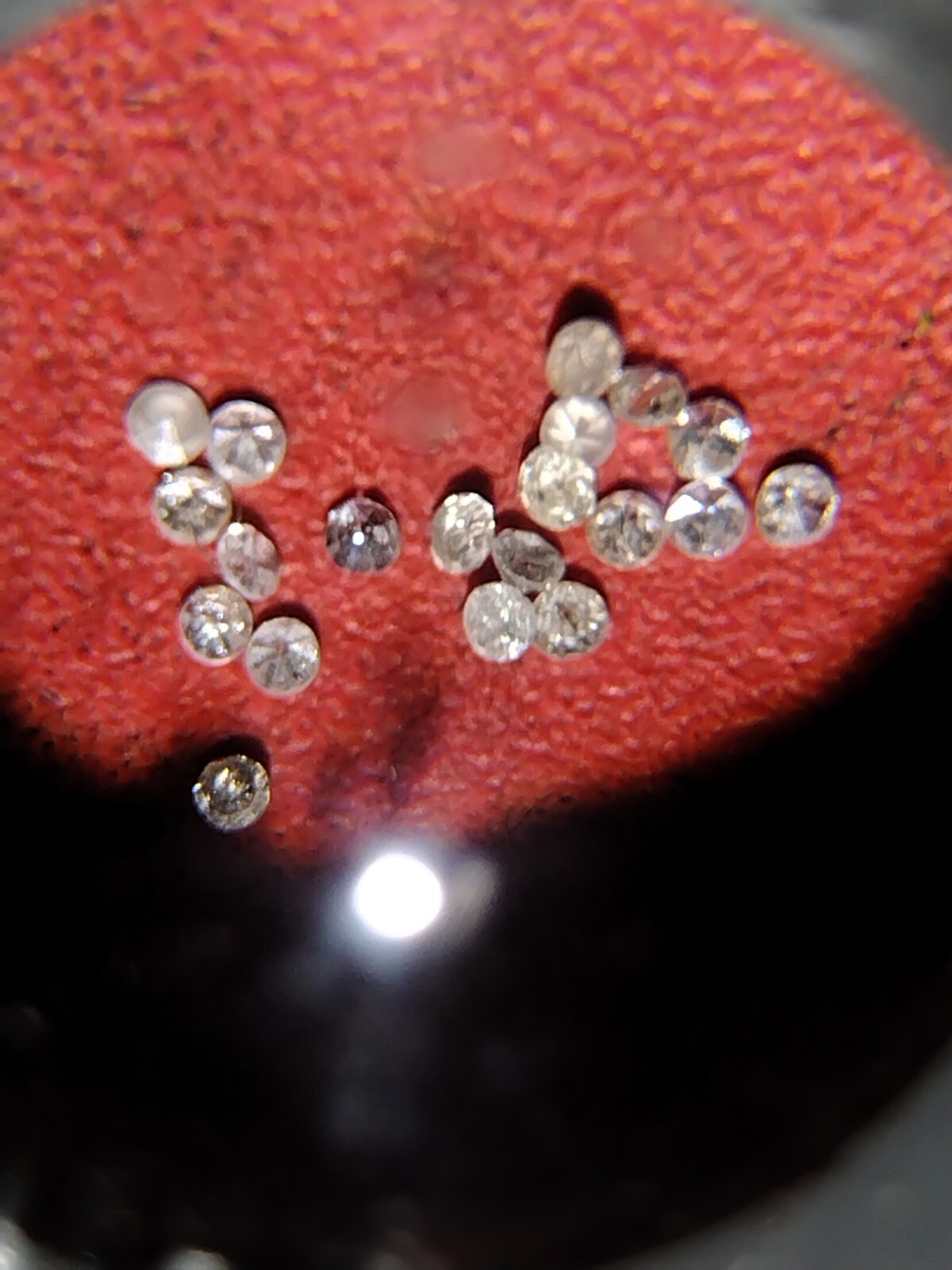 0.9/1.03 Mm Diamonds 20 In Total