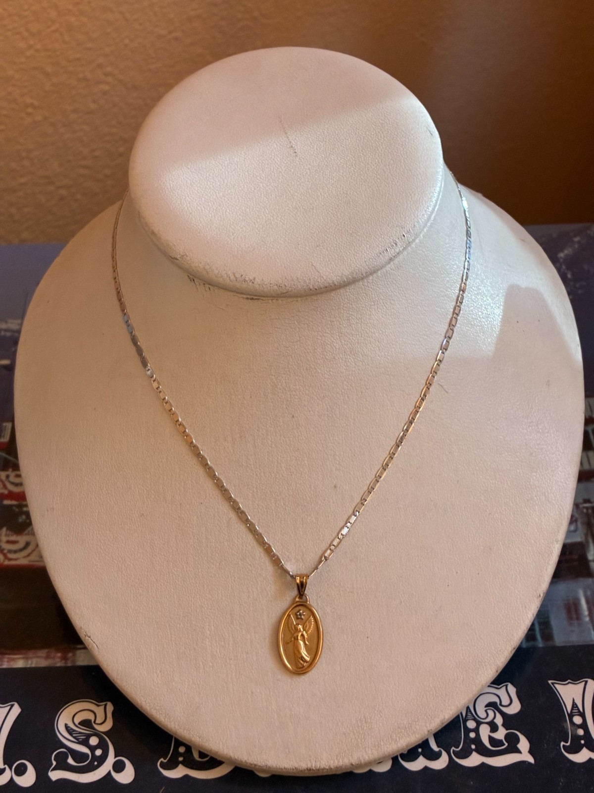 14K Yellow Gold Guardian Angel Pendant W/Diamond + 16 inches White gold necklace