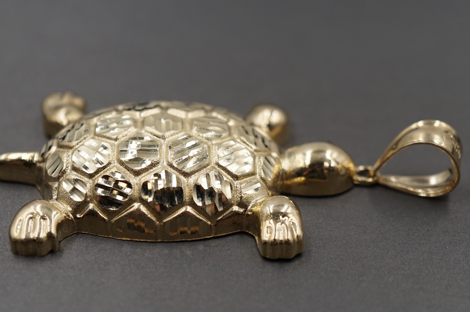 10K Solid Yellow Gold 2.75″ Diamond Cut Ocean Golden Turtle Charm Pendant.