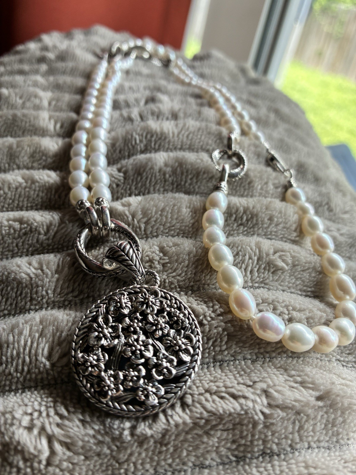 John Hardy Sterling Silver and Cultured Pearl Pendant Necklace 18″ Long