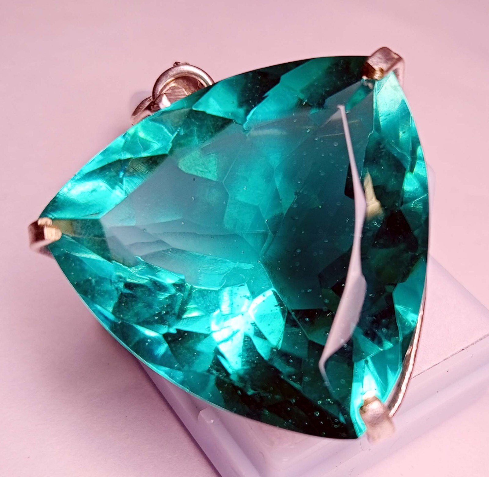 Pendant Green Topaz EGL Certified Trillion Cut 92.20 Ct Natural Gemstone PD037