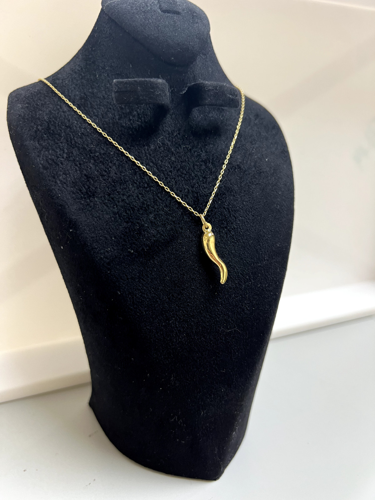 14K Gold Plated 18″ Italian Horn Pendant Necklace Cable Chain Sterling Silver