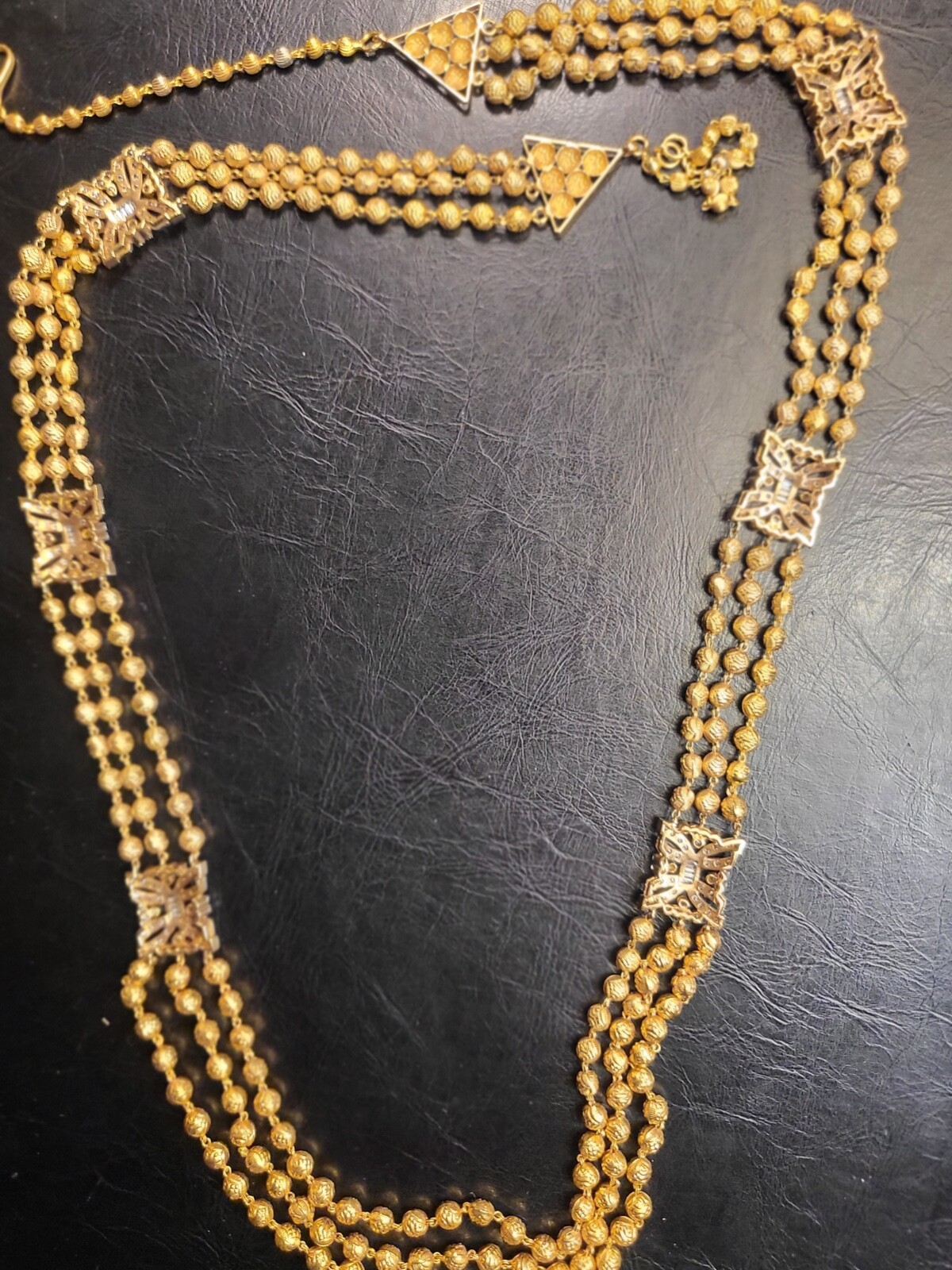 18K Gold Multi-strand Diamond Necklace/Diamonds 3.84 Carats/Weight 96.4 grams