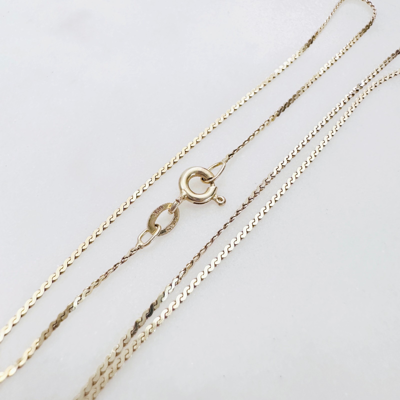 Solid 14K Yellow Gold Italian Serpentine Link Chain Necklace, 1mm, 15 1/4″, 1.5g