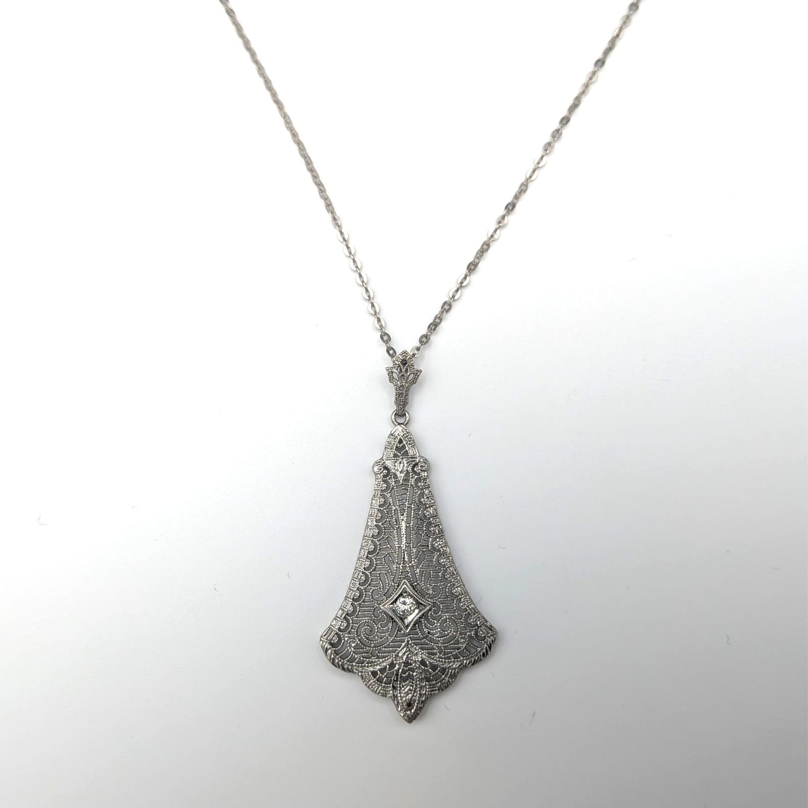 Antique 10k White Gold Filigree Pendant W/ Diamond On 14k White Gold Chain