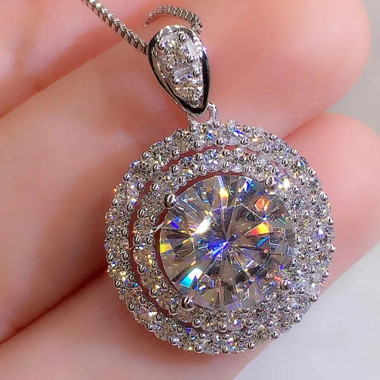 3 Ct Certified Treated Gorgeous White Diamond Solitaire Pendant In 925 Silver.