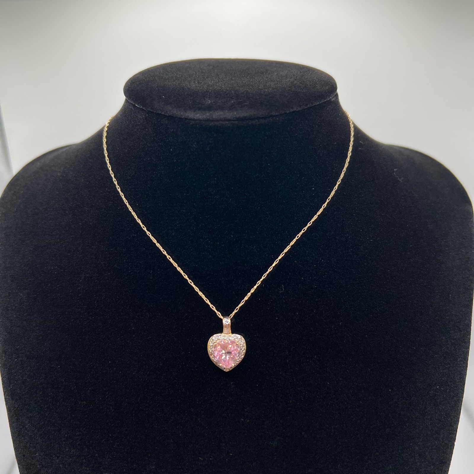 10k Solid Yellow & White Gold w/ Pink Topaz Heart Pendant and 19″ Chain Necklace