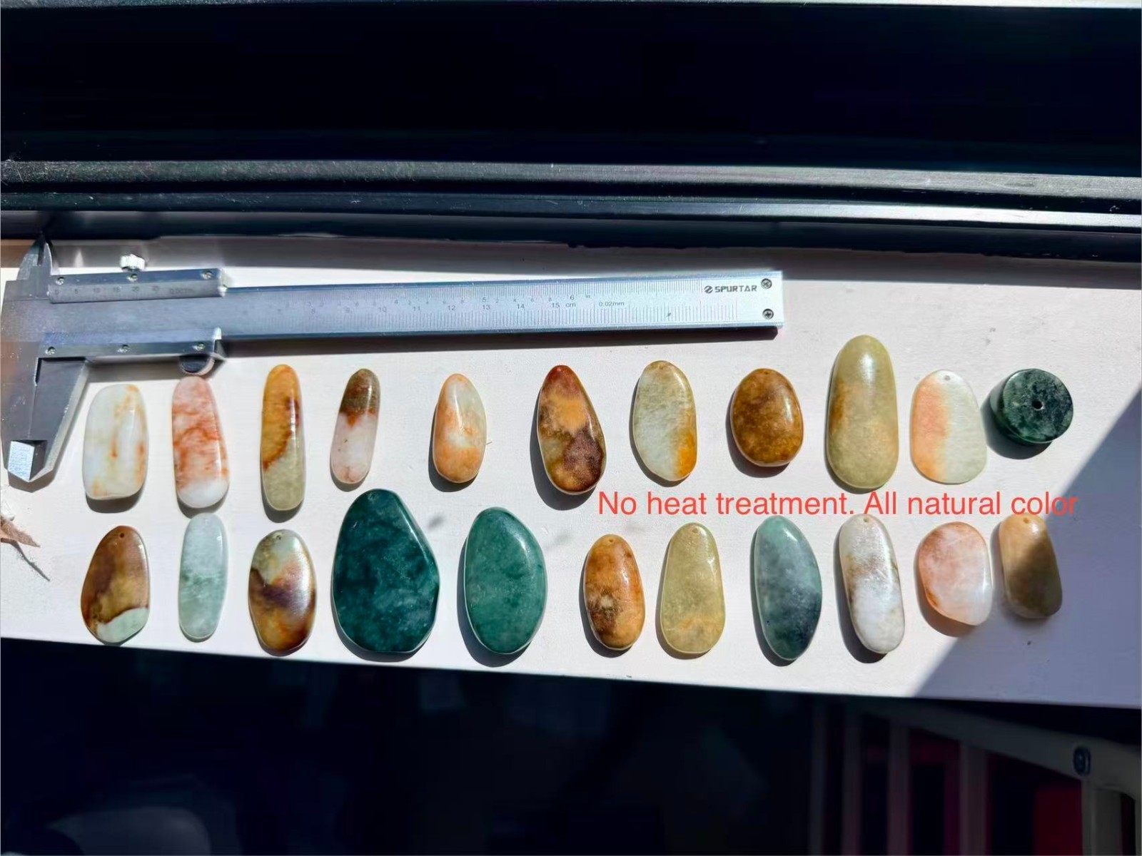 Burma jadeite pendant natural green yellow red type A Burmese jade 翡翠缅天然多彩