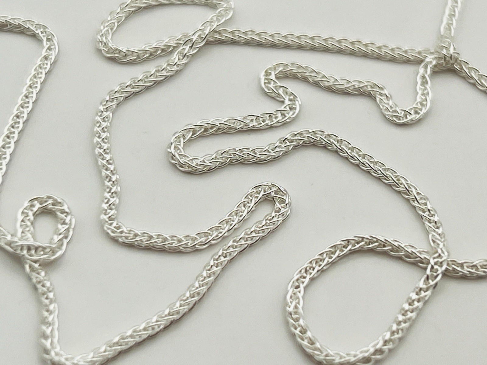 Sterling Silver 1mm Wheat Spiga Link Chain Necklace 16 Inches