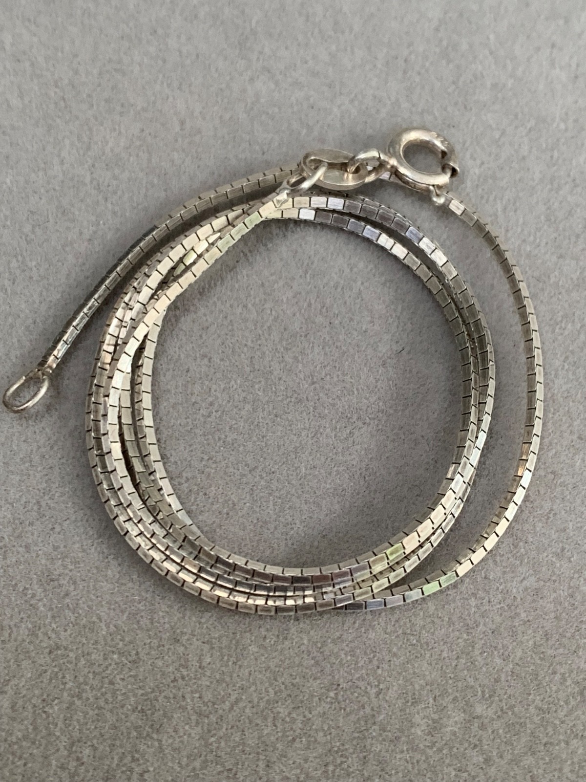 Sterling Silver 925 Fine Box Chain Necklace 40cm Long – 3.40g