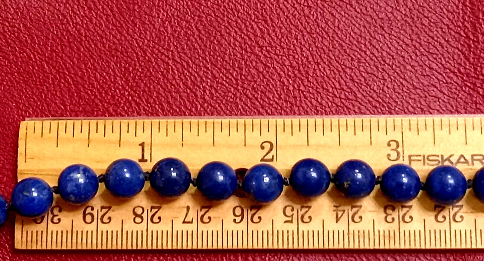 18″ LAPIS LAZULI NECKLACE. Elegant 14K Gold Clasp. Hand Knotted. 8.0 mm