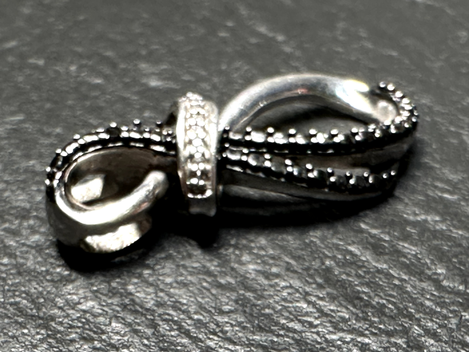 JWBR STERLING INFINITY TWIST TWO TONE PENDANT E574