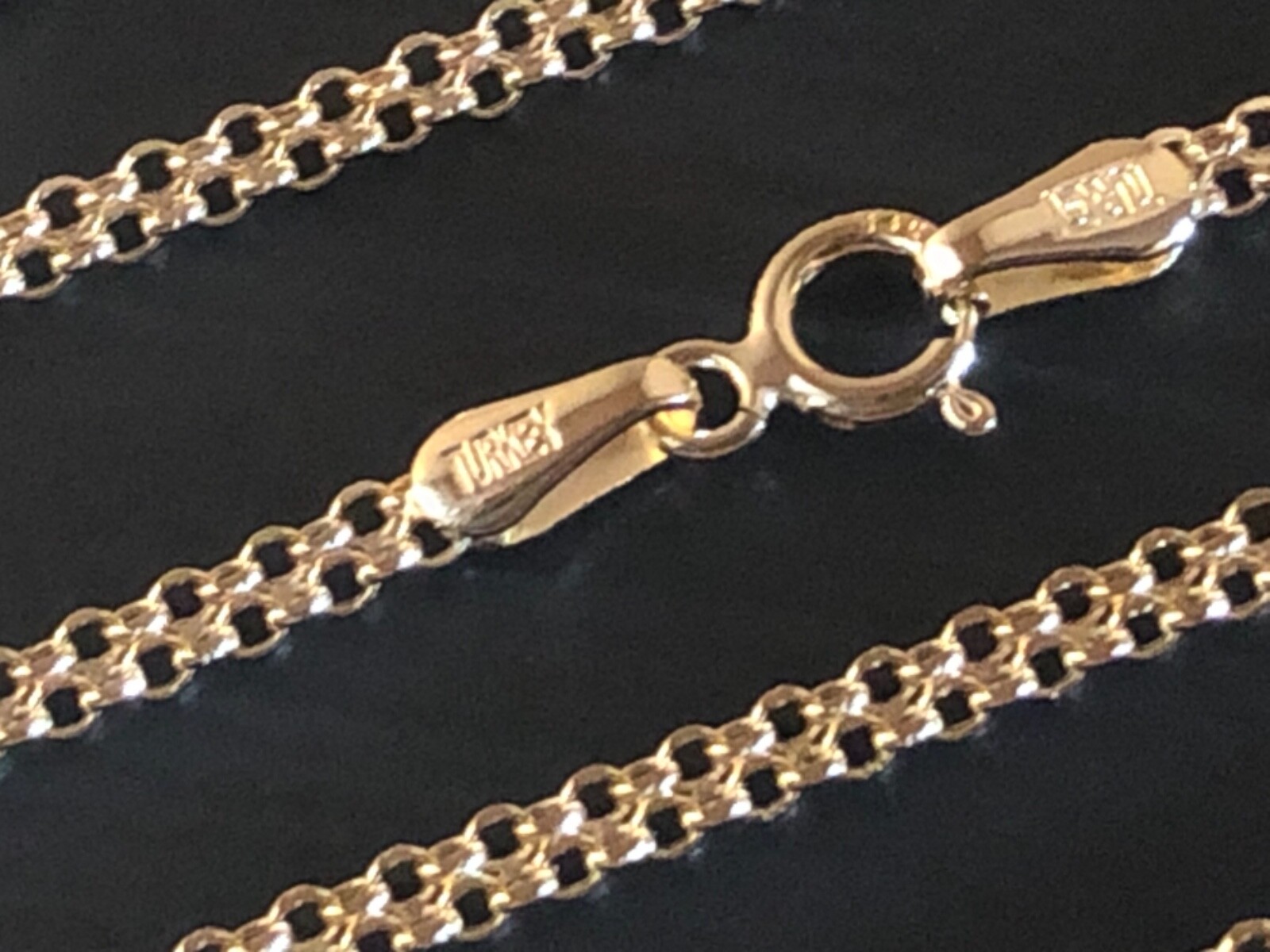 14 k Solid Yellow Gold 2.4 mm Rolo Bismark Chain Necklace 16″,18″,20″,22″,24”.