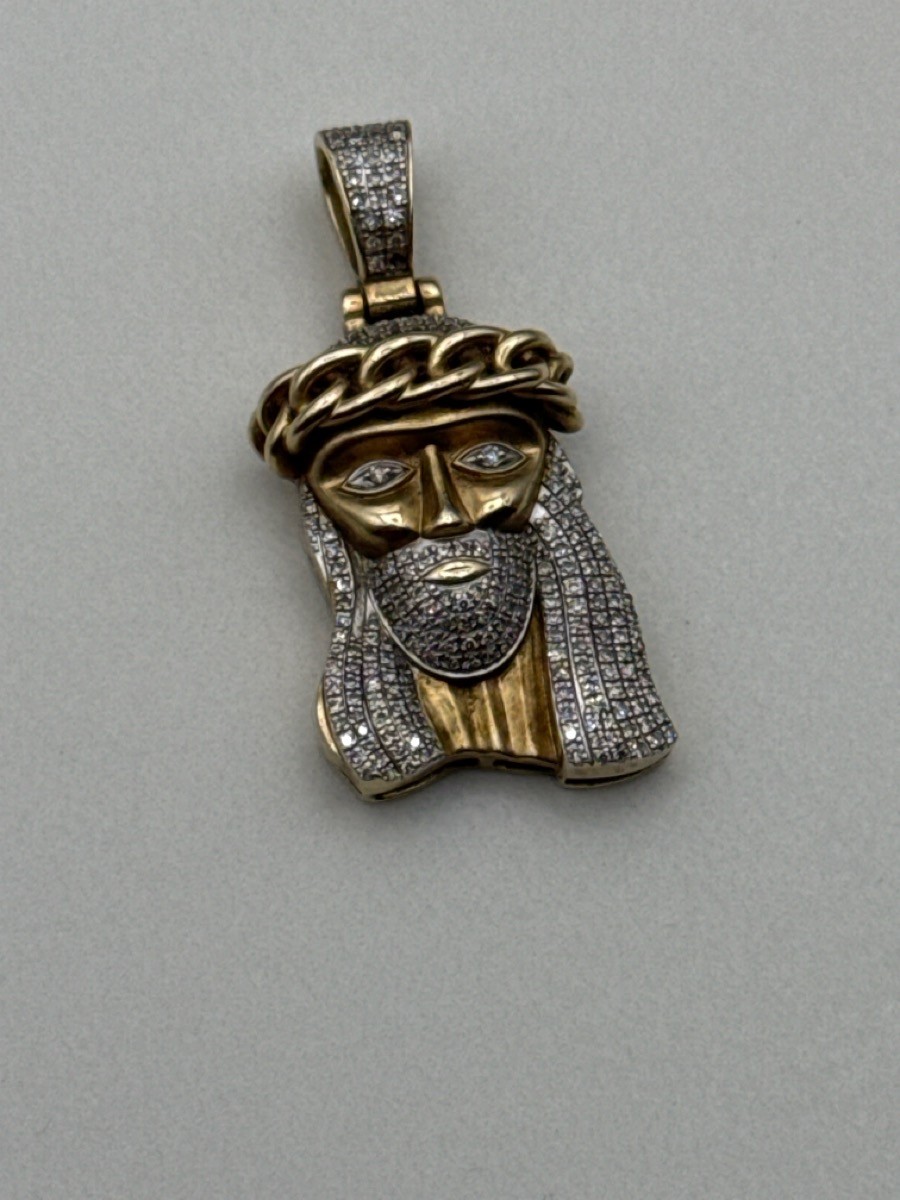 10K Diamond Studded Jesus Head Pendant Yellow Gold 7.67g (TDW045920)