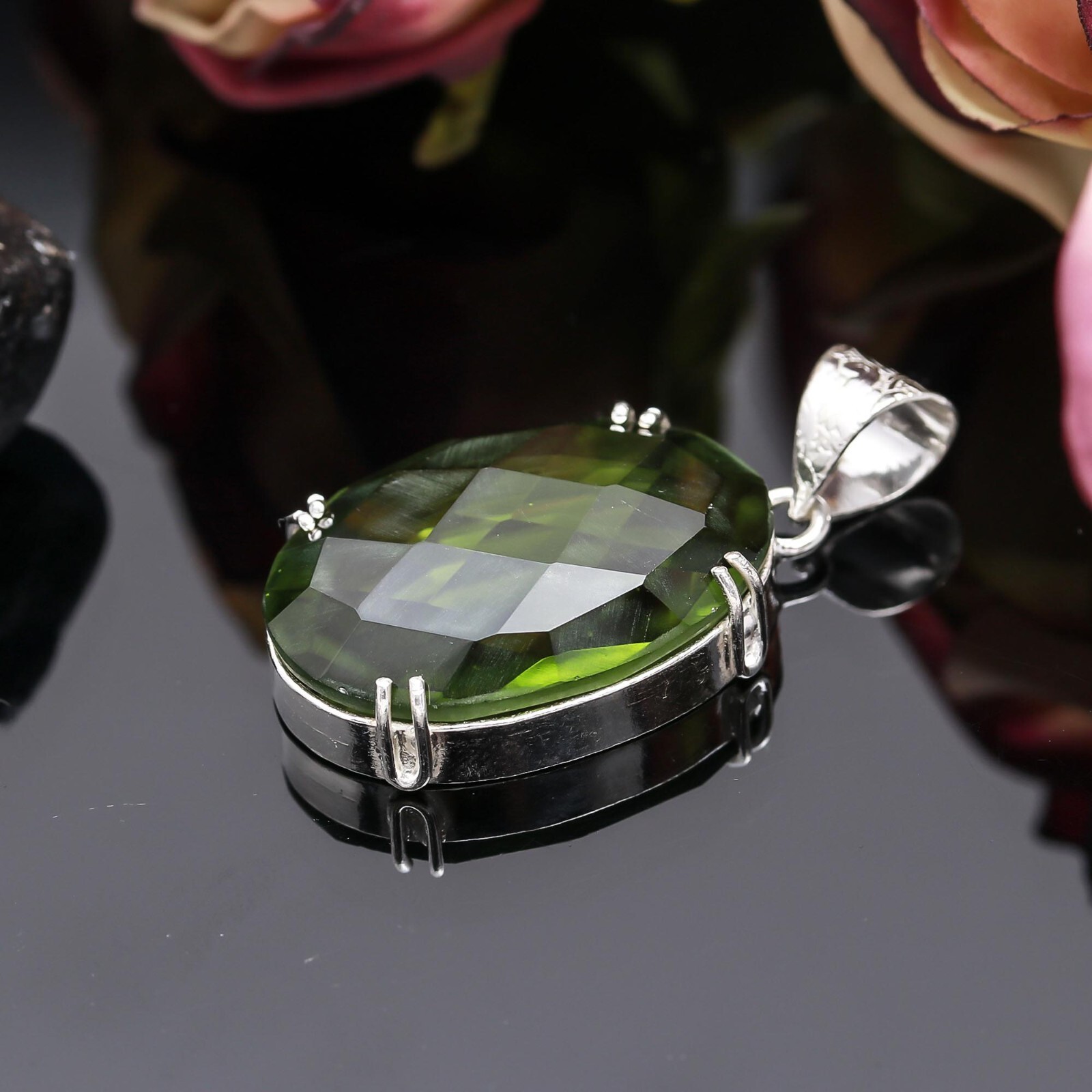 Peridot Gemstone Pendant 925 Sterling Silver Handmade Pendant Jewlery