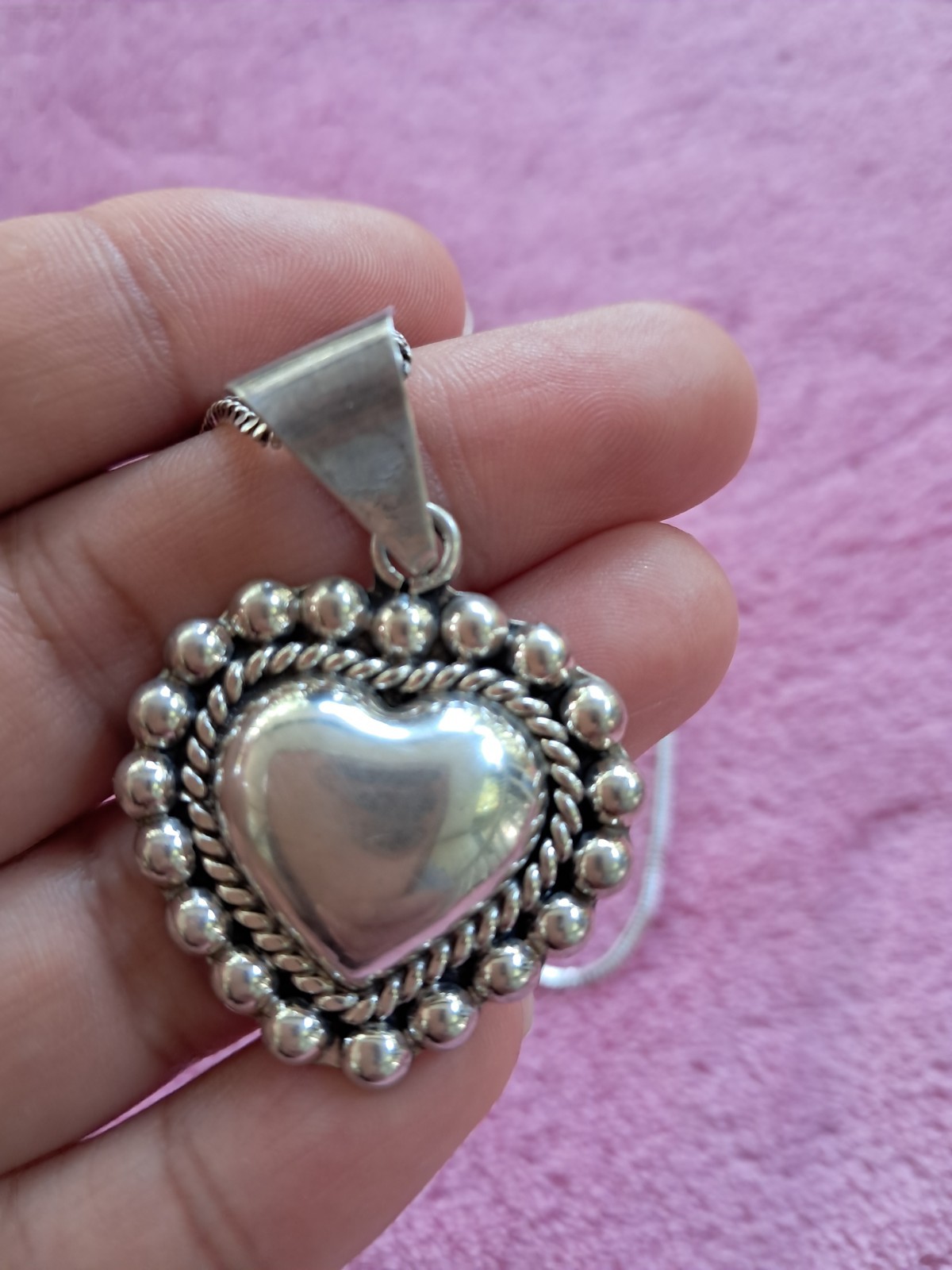 925 silver chain with heart pendant, made in Mexico, 11.5 inches.