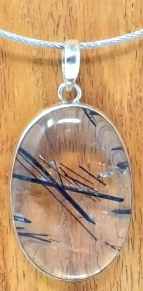 Silver Pendant Gemstone Tourmaline Quartz 16G AA Quality Loupe Clean 925 Silver