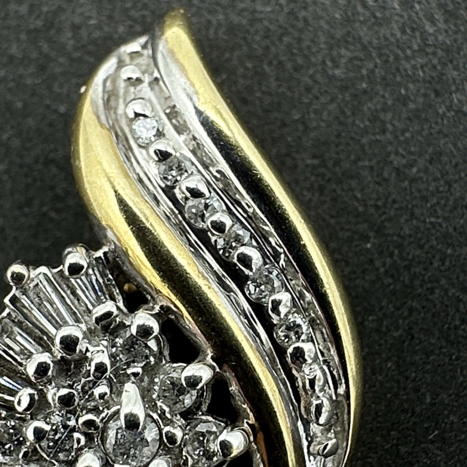 10K diamond cluster pendant – yellow & white gold slide classic elegant 2.6g