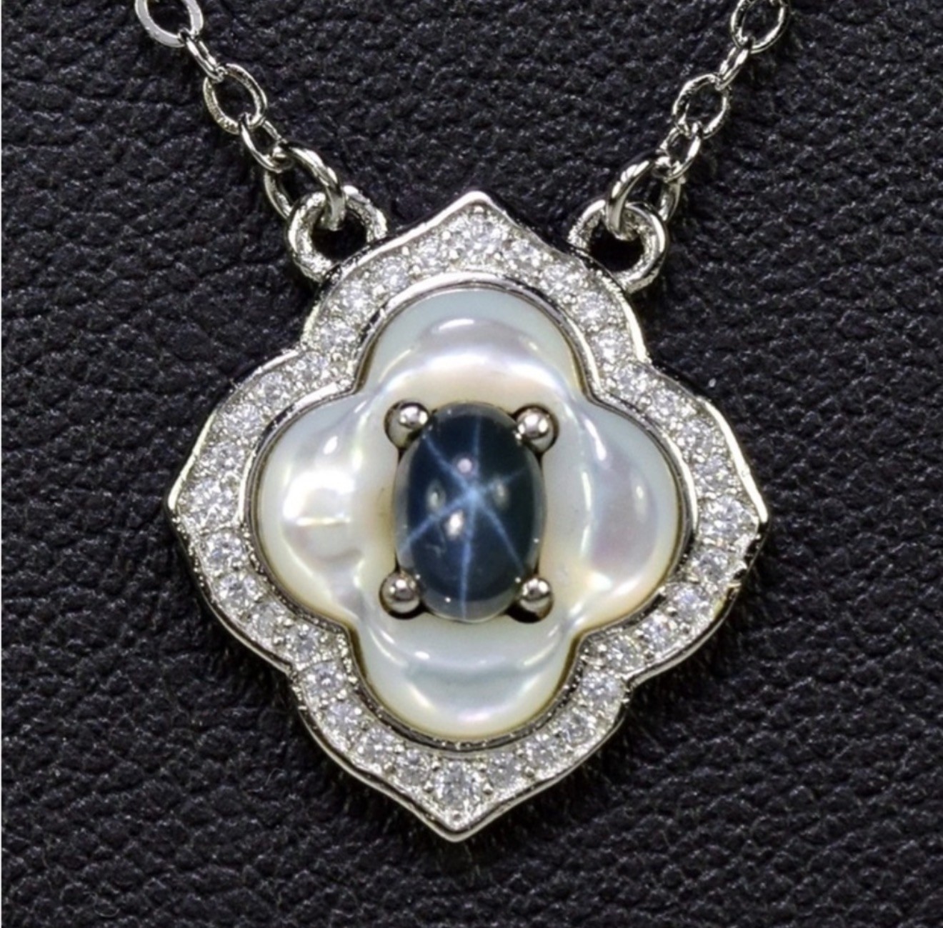 Stunning Natural 6 Ray Blue Star Sapphire Mother of Pearl Pendant Necklace 17.75