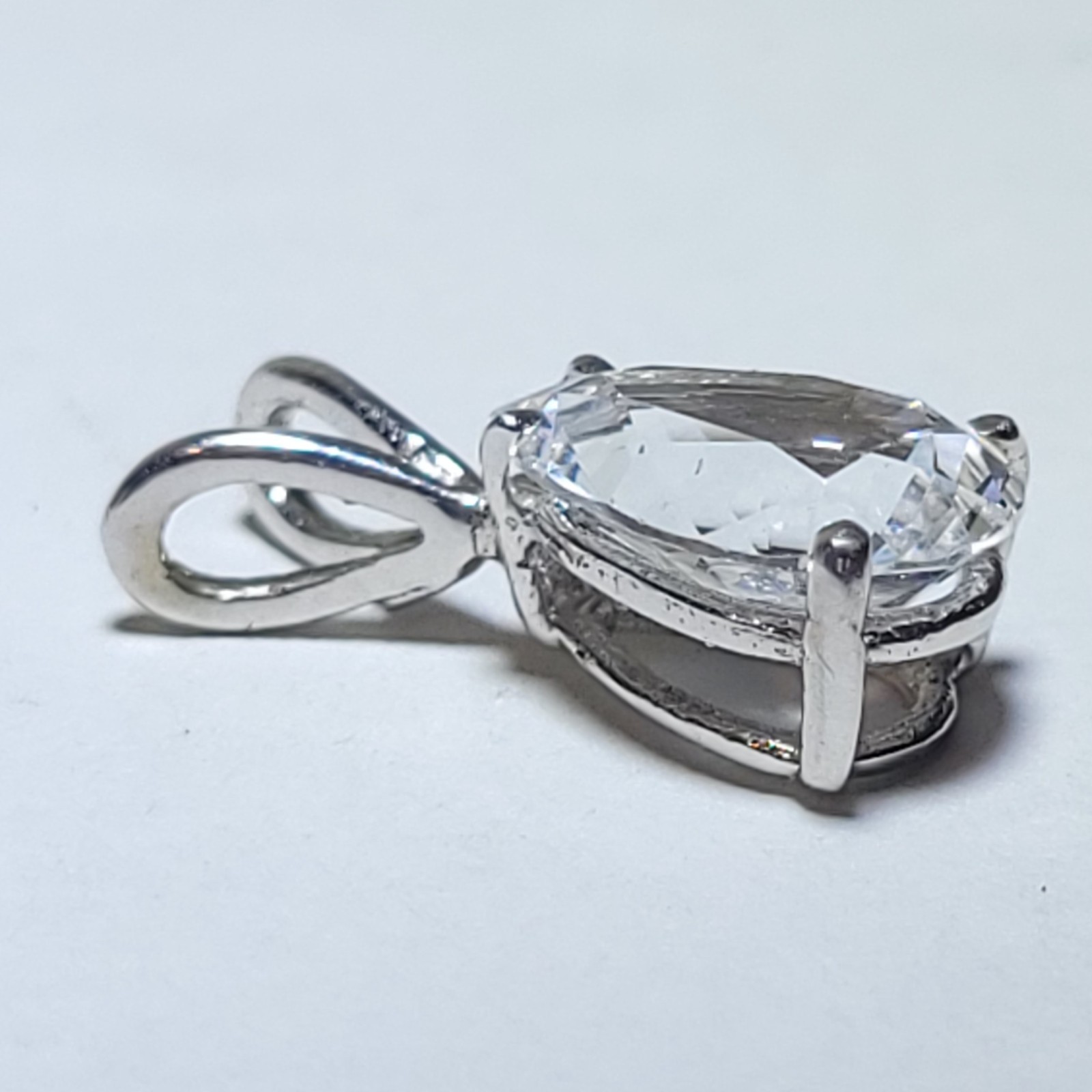 12k White Gold Pendant Clear Stone Small Charm 1.5cm Long 12 Karat 1.0g Total