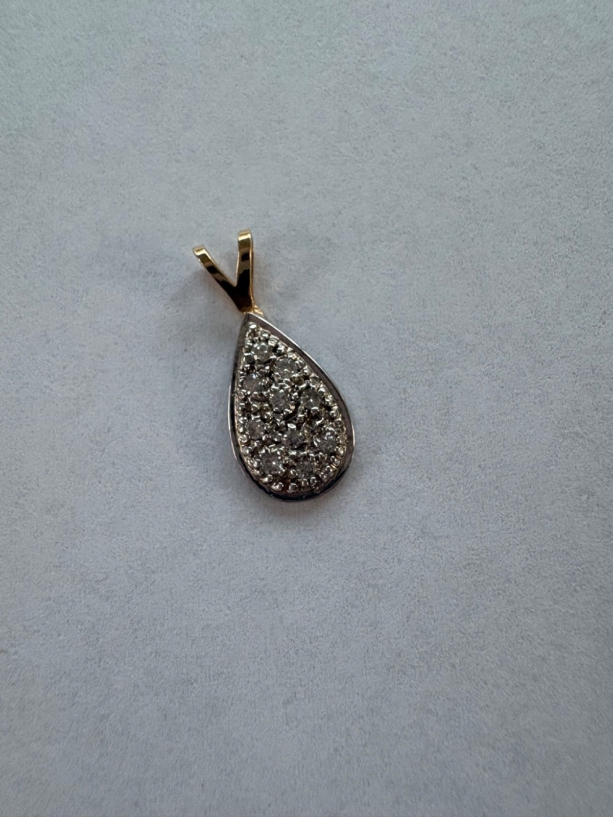 14K GOLD CHAIN NECKLACE, FLAT HERRINGBONE, 16″, PENDANT with SMALL DIAMONDS