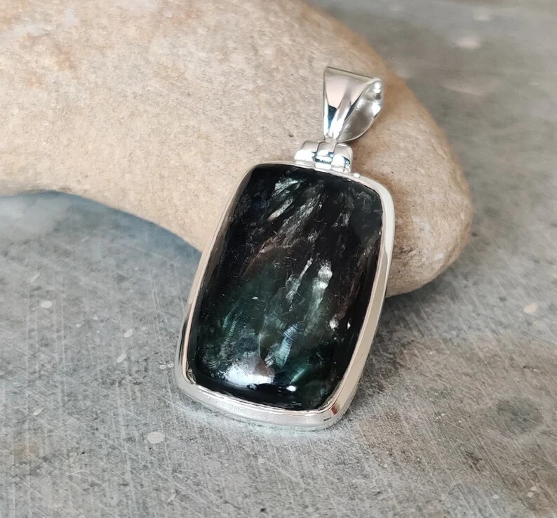AAA+Seraphinite Gemstone Pendant 925 Sterling Silver Men’s Pendant Gift For Him