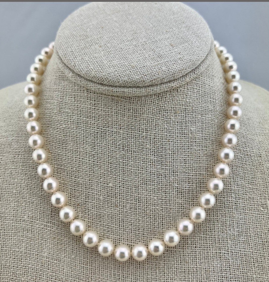 AAA Grade Akoya Pearl Necklace 6.5-7.0mm Silver Clasp