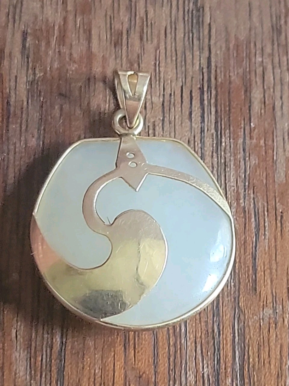 Vintage 14K Yellow Gold & White Jade Disc Pendant