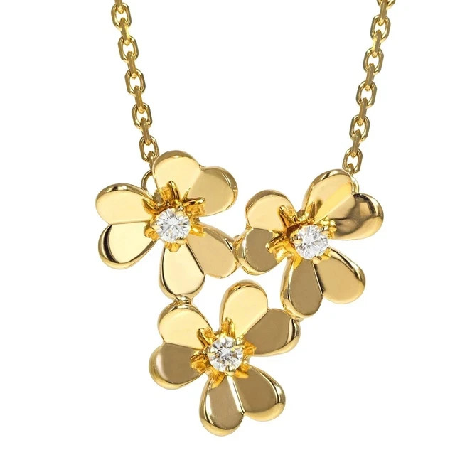 1.30Ct Round Cut Lab Grown Diamond Three Flower Pendant 14k Yellow Gold Plated
