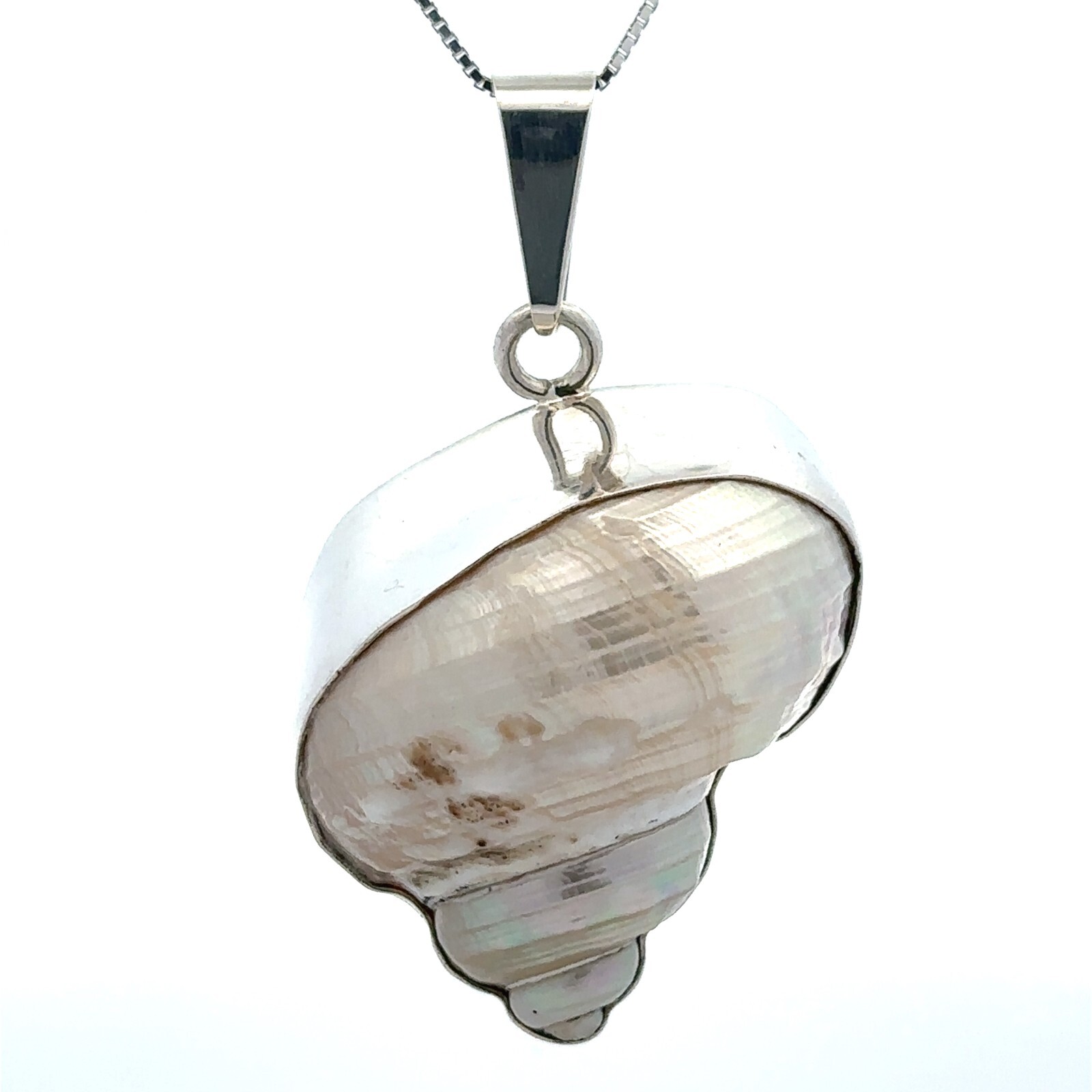 Sterling Silver Handmade Shell Pendant (1 3/8 x 2 1/8 Inch)