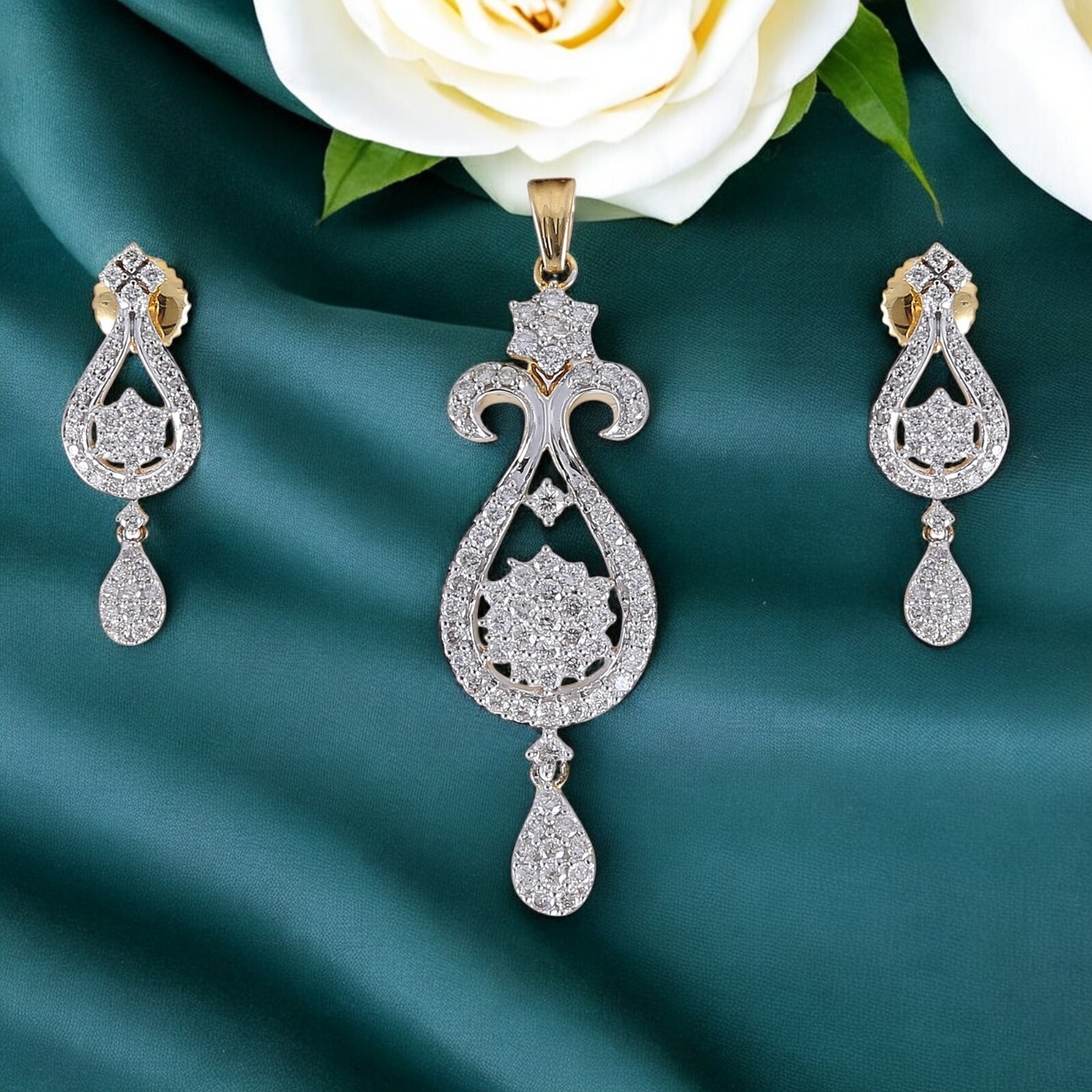 Pave 2.75 Cts Round Brilliant Cut Natural Diamonds Pendant Earrings Set 14K Gold