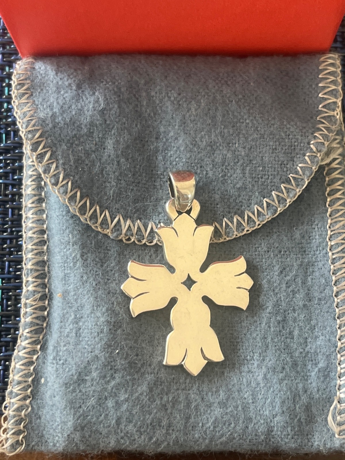 James Avery Sterling Silver Tulip Flower CrossS Pendant -RETIRED