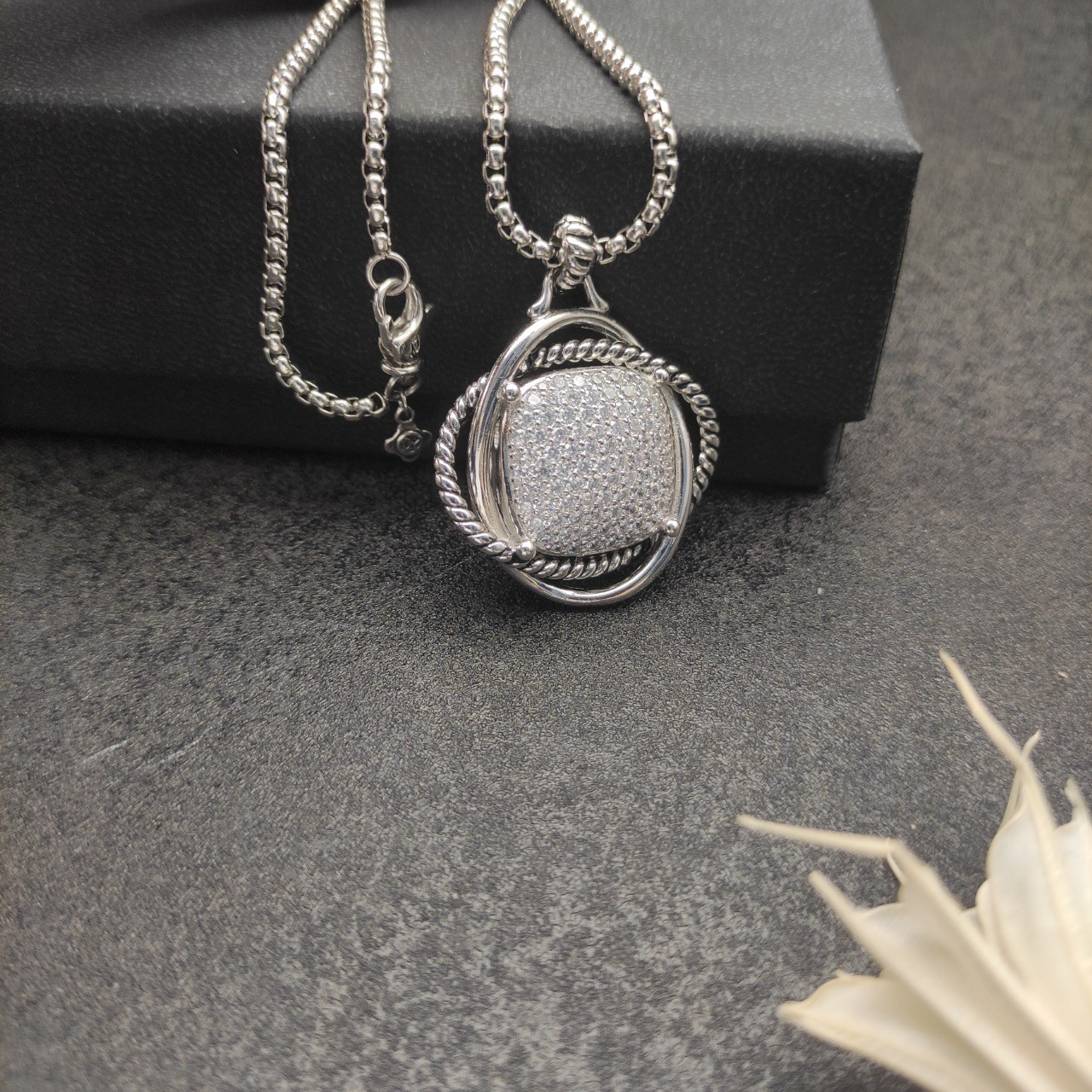 David Yurman 925 Sterling Silver Pavé Diamond Square Cable Frame Pendant Necklac