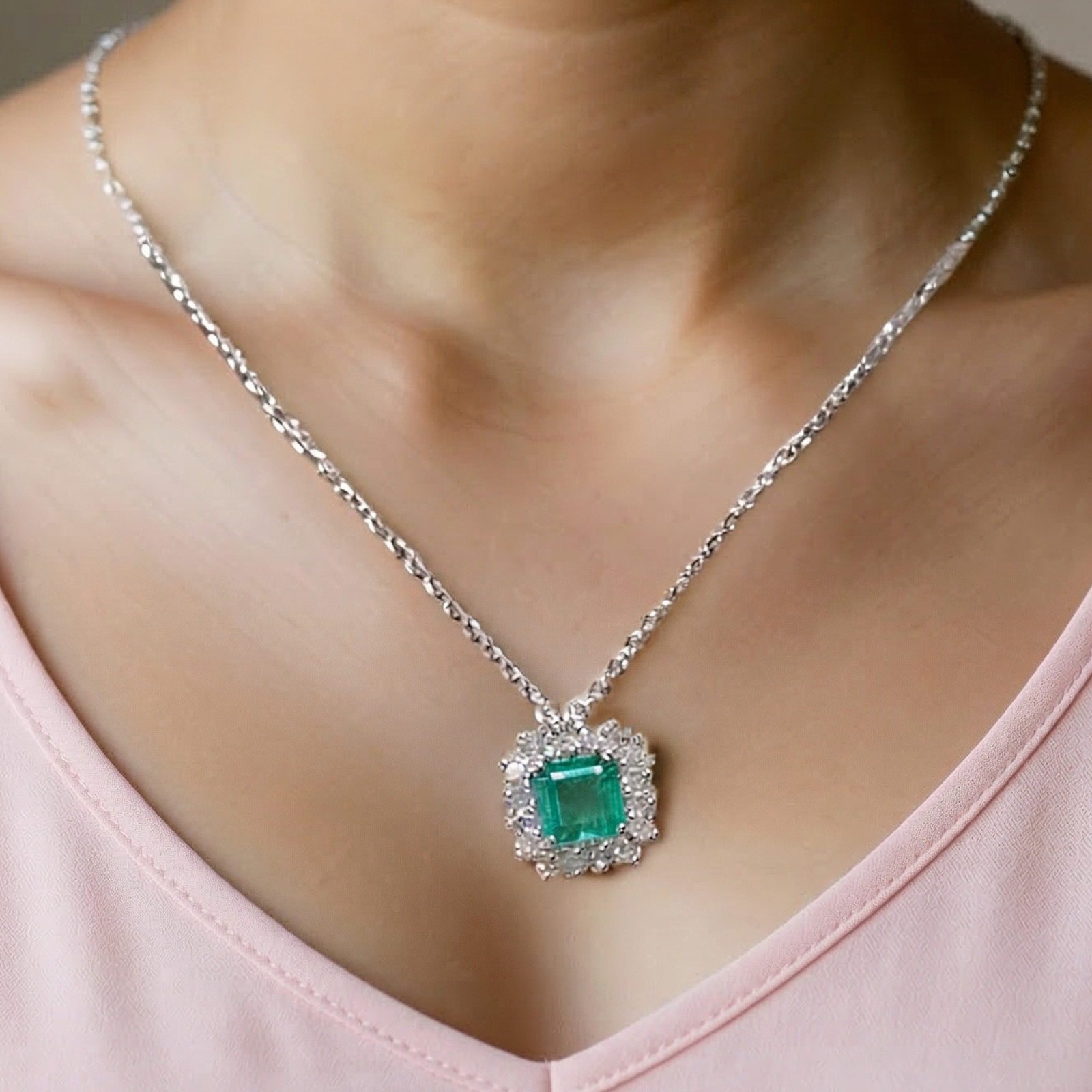 925 Sterling Silver Green Emerald & Moissanite Handmade Classic Pendant