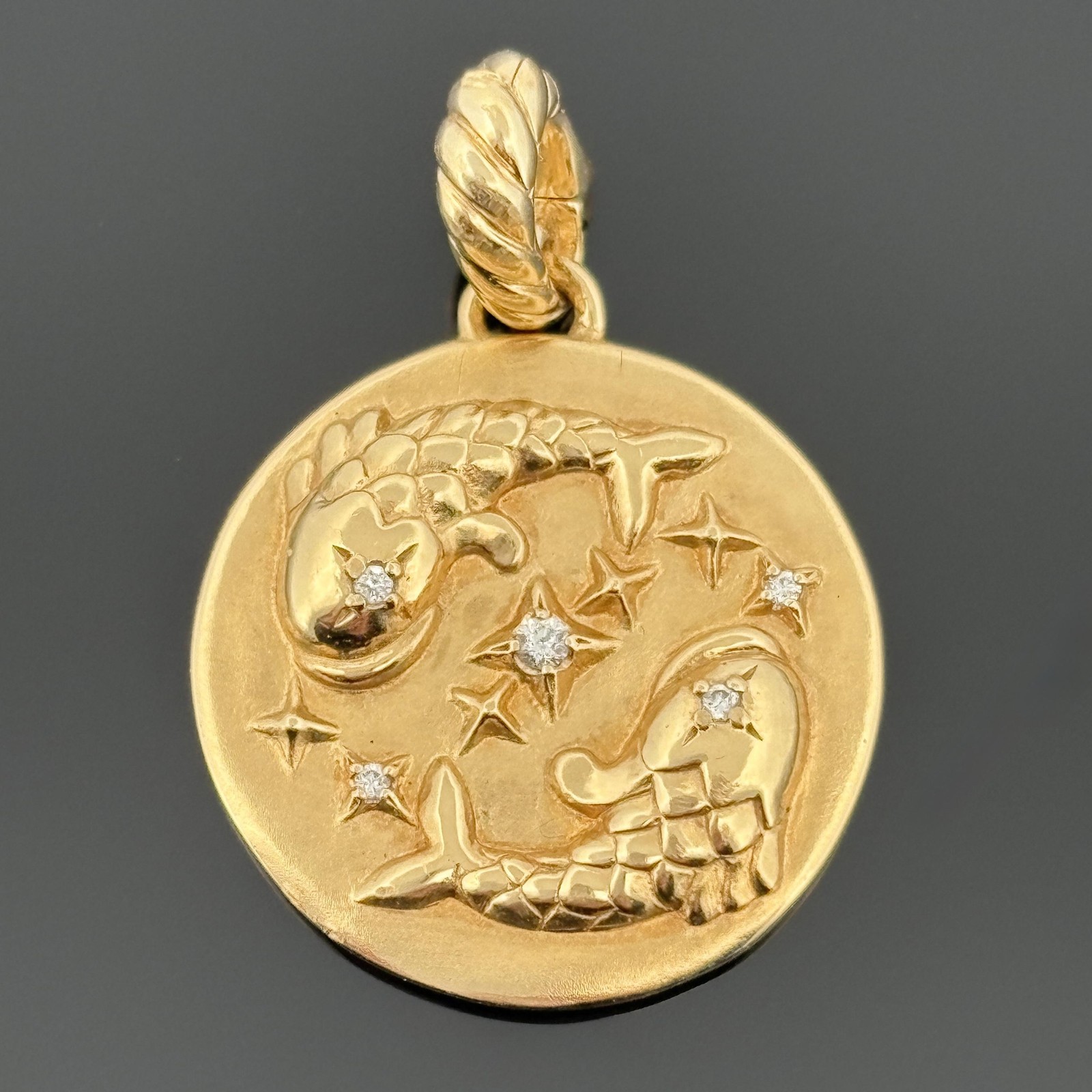 David Yurman Pisces Amulet Pendant 18K Yellow Gold with Diamonds, 19mm