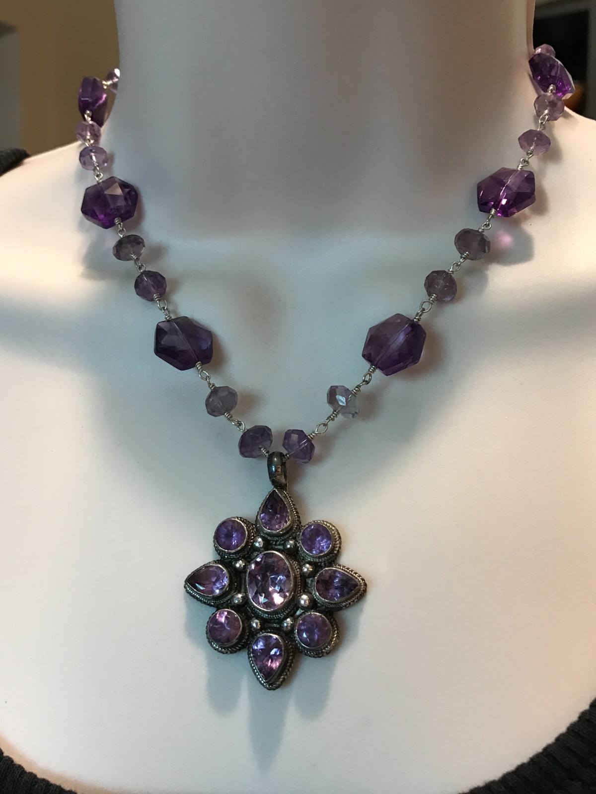 Vintage Faceted Amethyst Flower 16″ Sterling Silver Toggle Necklace Unknown Mark
