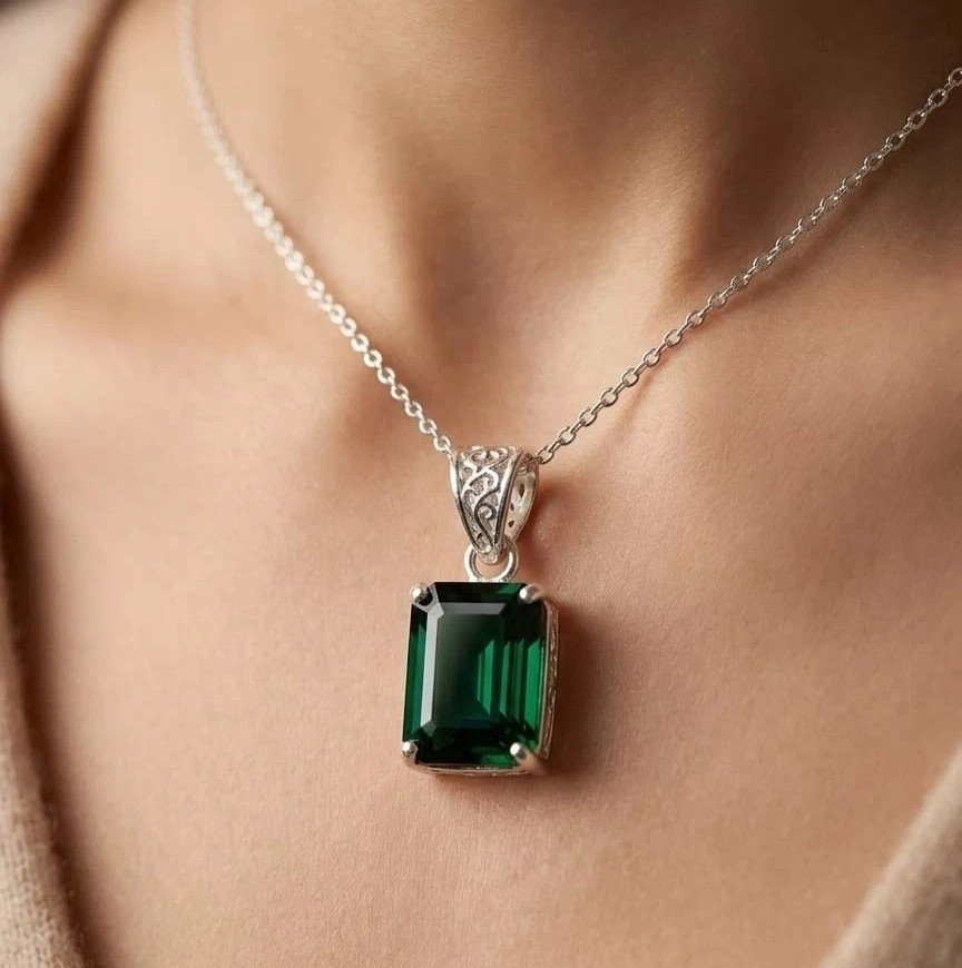 Certified 22 Ct Natural Emerald Gemstone 925 Solid Silver Emerald Cut Pendant