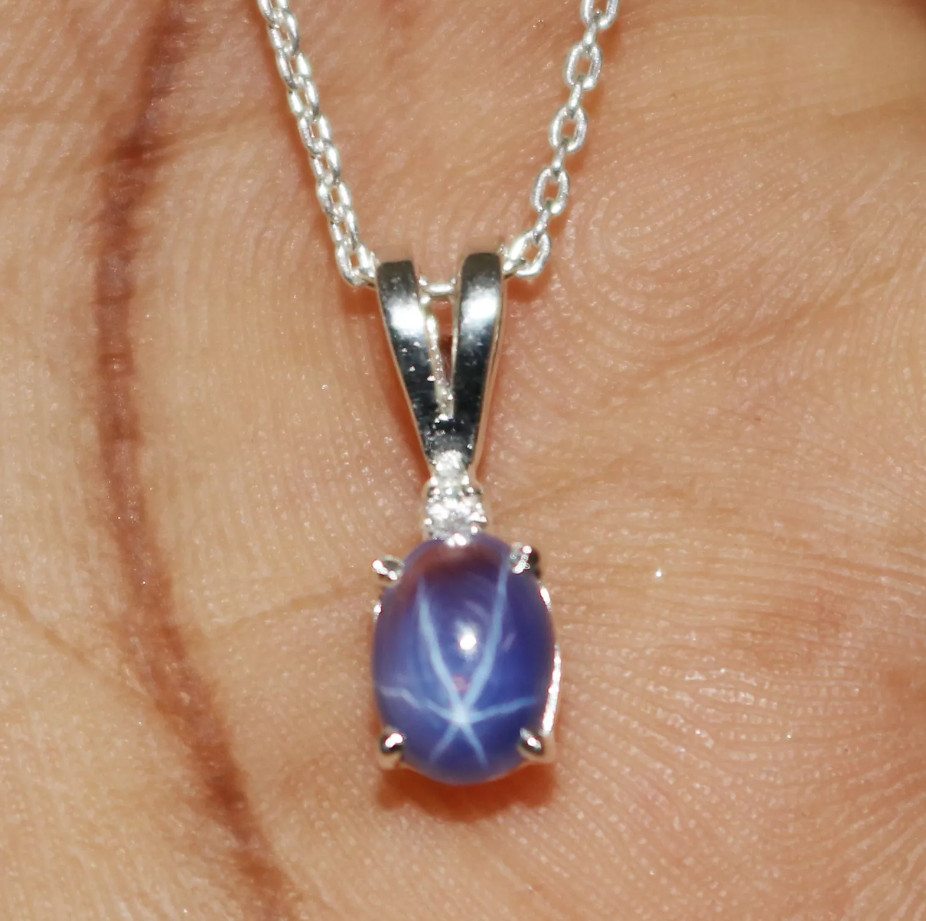 Natural Oval Cut 6 Rays Star Blue Sapphire Gemstone 925 Sterling Silver Pendant