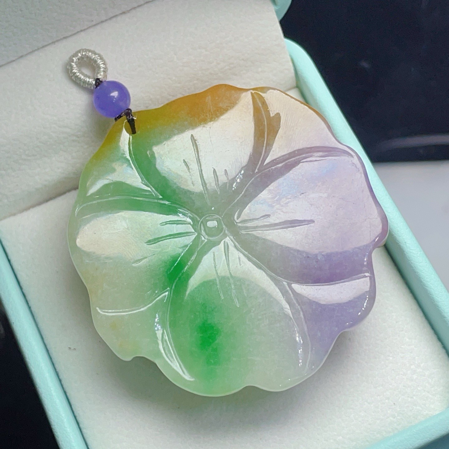 Natural Jadeite light purple Carved flower Amulet Pendant jade luck 花.