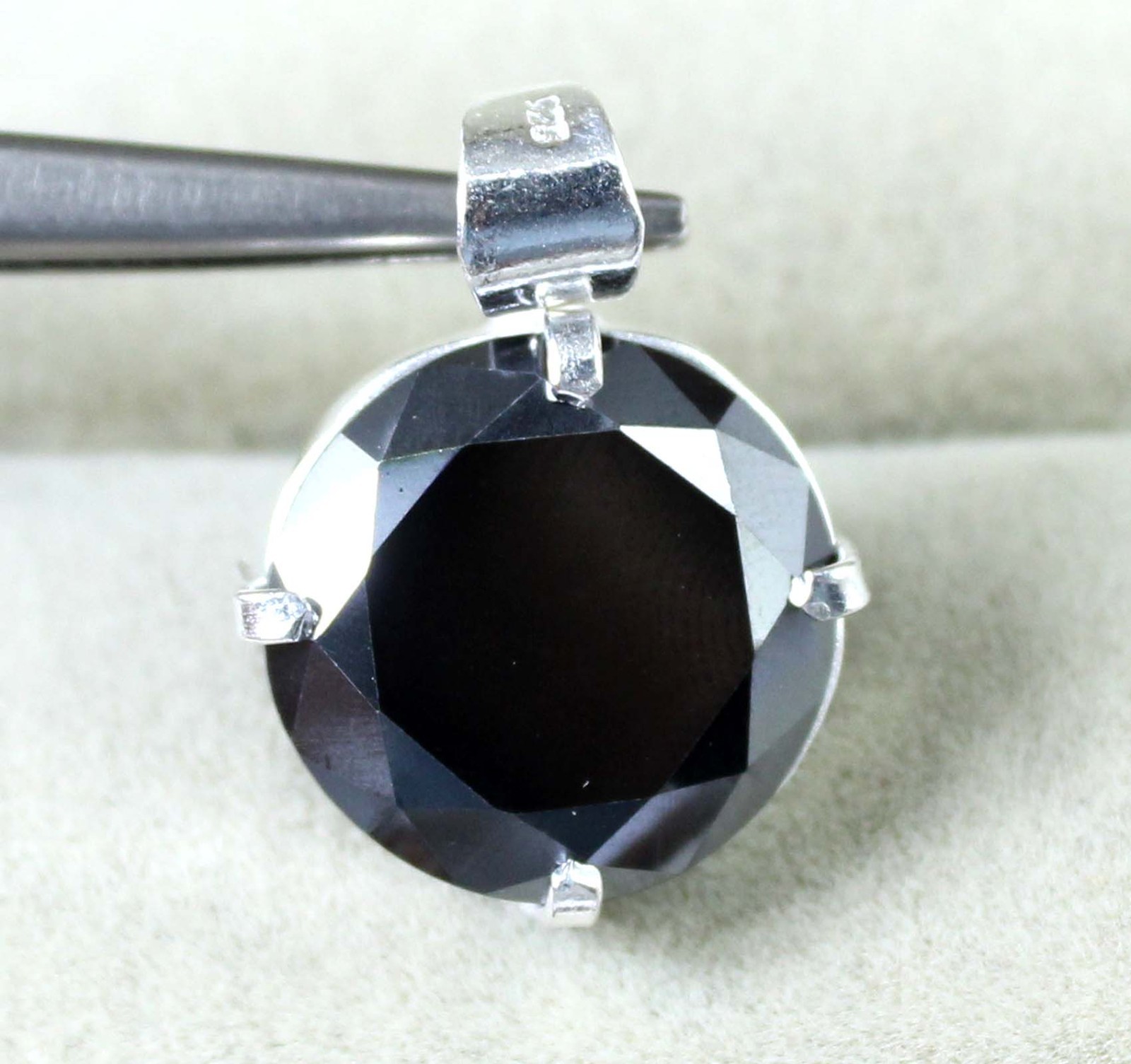 Diamond Solitaire 15.20 Ct Black Round Brilliant Cut Certified Pendant See Video