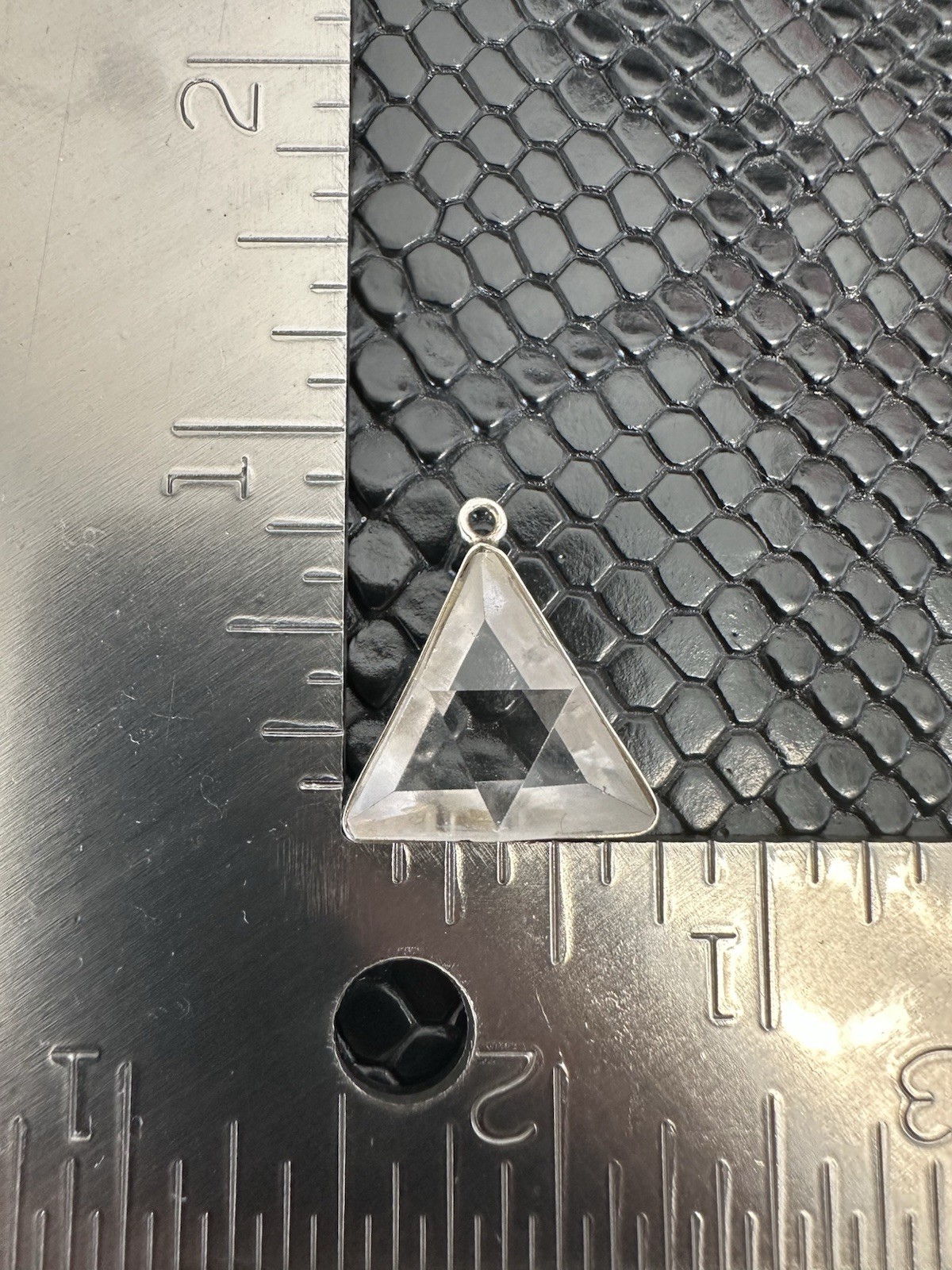 Vintage 925 Sterling Silver Triangle Clear Quartz Pendant Bezel Setting